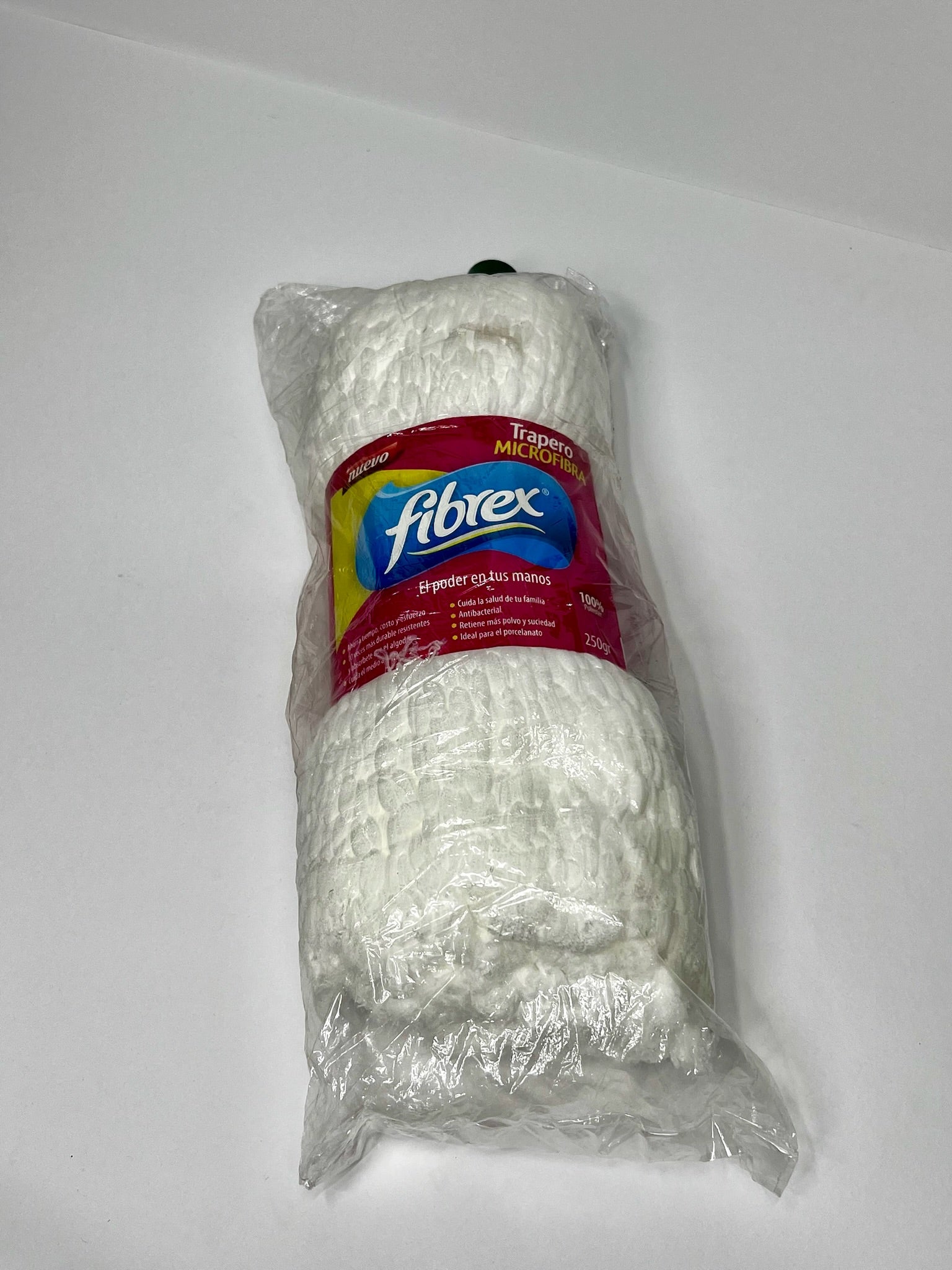 TRAPEADOR MICROFIBRA X 250 GRAMOS (MANGO DE MADERA DE 1.20 CM)