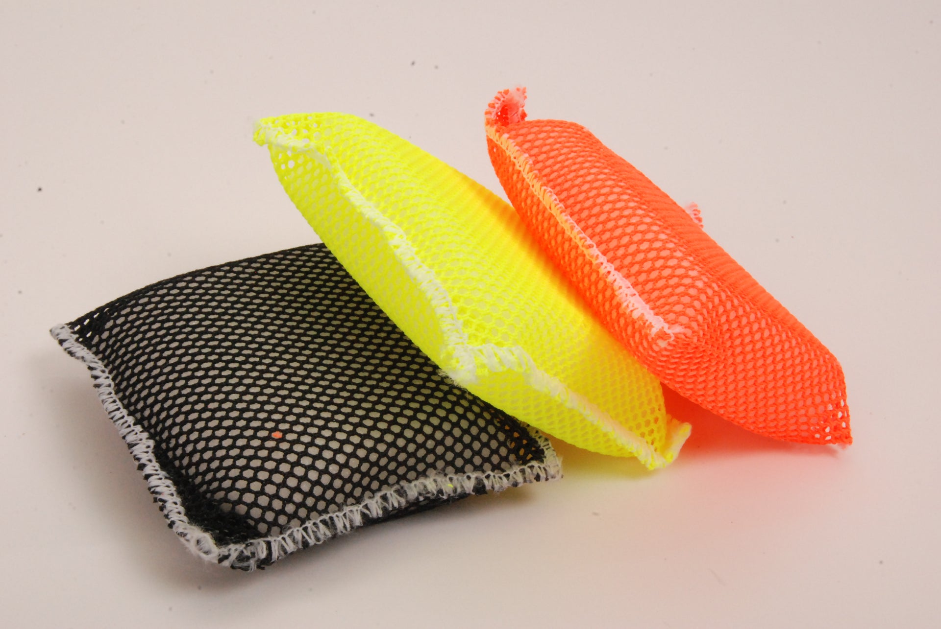 ESPONJA MALLA COLORES SURTIDO DISPLAY X 24 UND